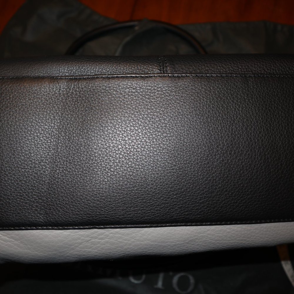Vince Camuto - Satchel Black, Burgundy, and Grey leather - Picture 4 of 11